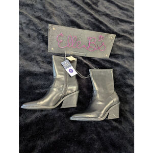 NWT Universal Thread Black Memory Foam Faux Leather Boot 6, 9.5